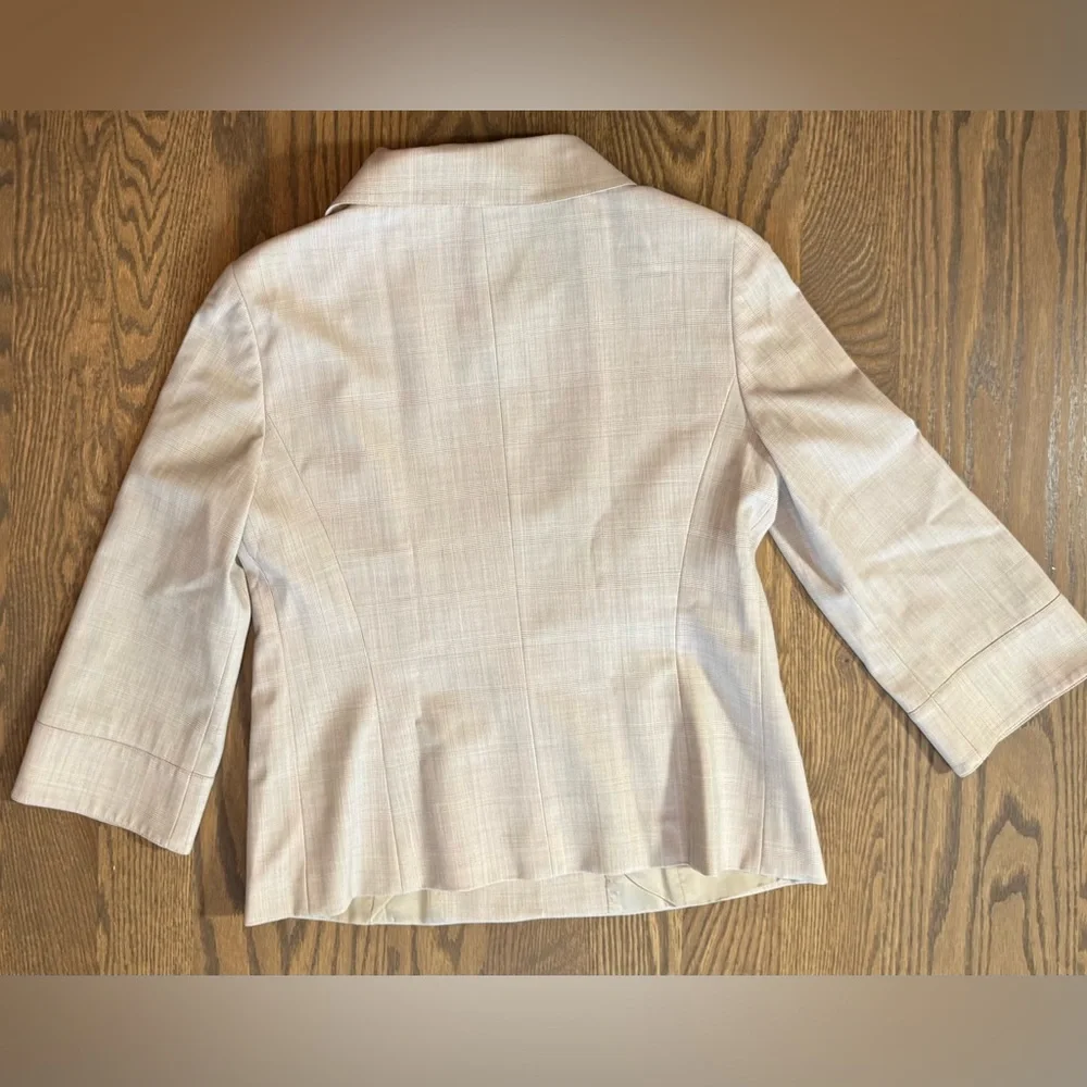 Lafayette 148 New York Women's Cream Blazer